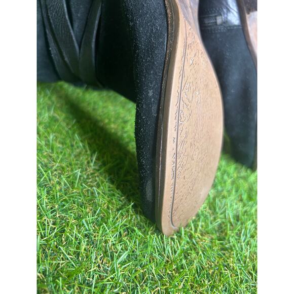 Ugg Deanna Black Suede Biker Mid Calf Boots Stylish Moto Chic Edgy Size 7 - Picture 11 of 12